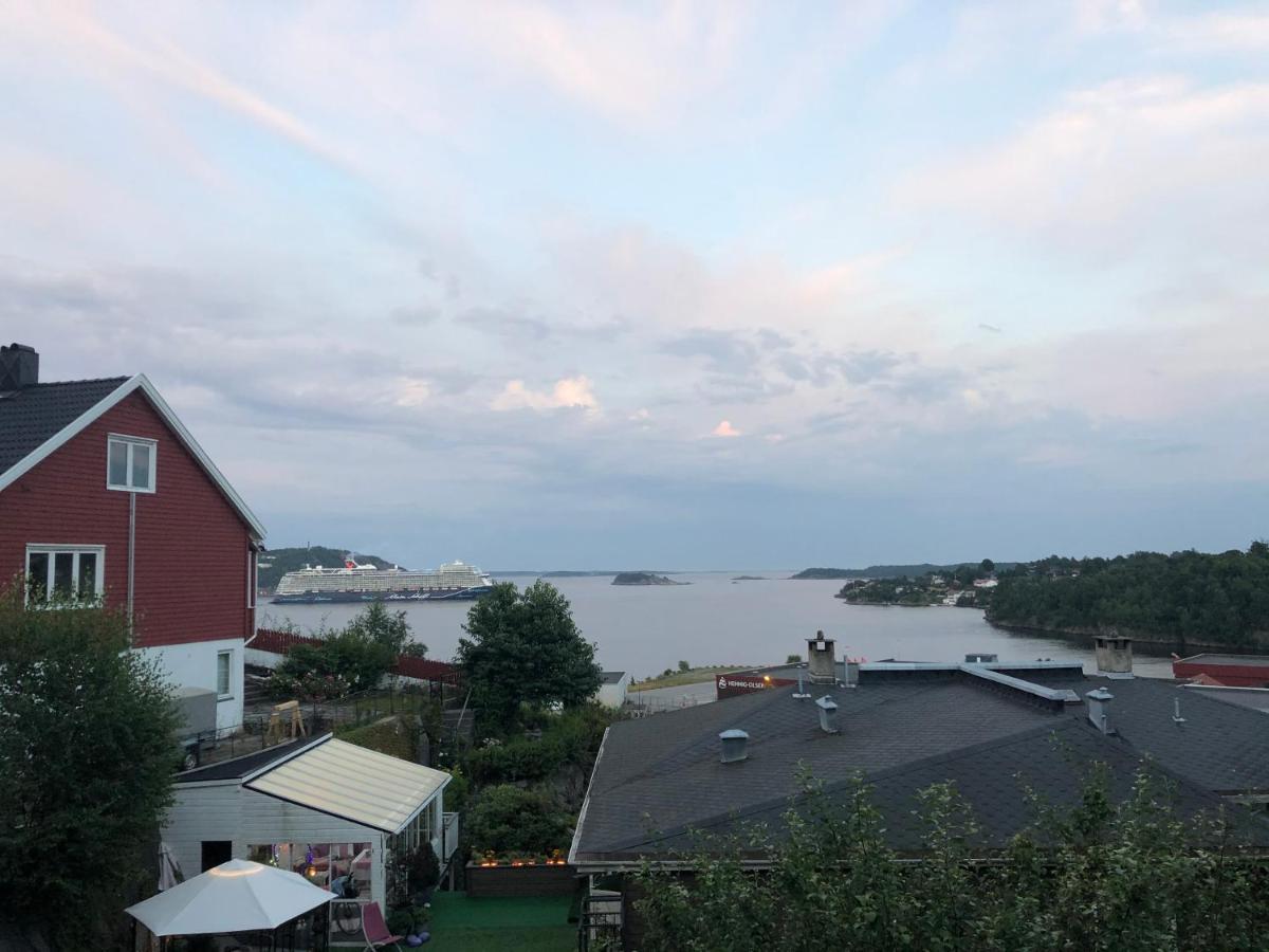 Aid Og Svein' S Sentrumsnaere Panorama Hjem Appartement Kristiansand Buitenkant foto